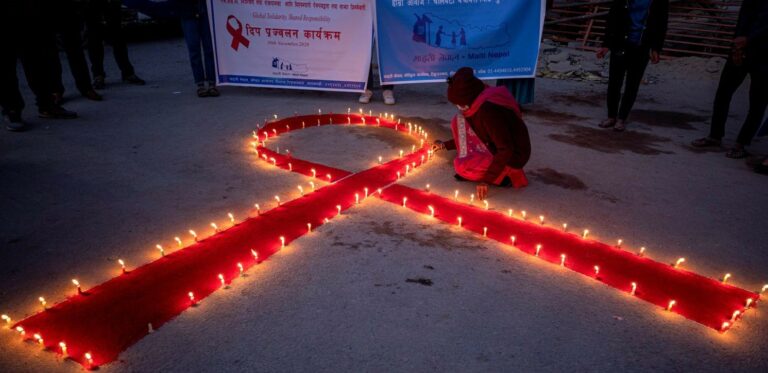 HIV: lições de quatro décadas em resposta à pandemia do Covid-19