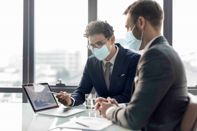 Estudo do IEE/USP: Risco do uso de máscara facial em locais de trabalho com eletricidade